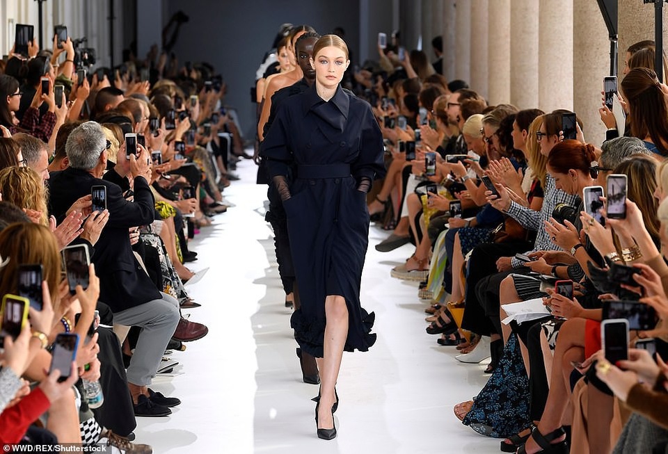 
Gigi Hadid đẹp sang trọng và kiêu sa
