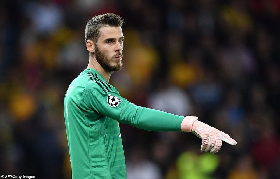 Nhìn lại màn trình diễn ấn tượng của Pogba và đồng đội ở Thụy Sĩ - 10
De Gea vẫn là chốt chặn đáng tin cậy của Man Utd nơi khung gõ, thủ thành người Tây Ban Nha không cho các chân sút của Young Boys cơ hội ghi bàn