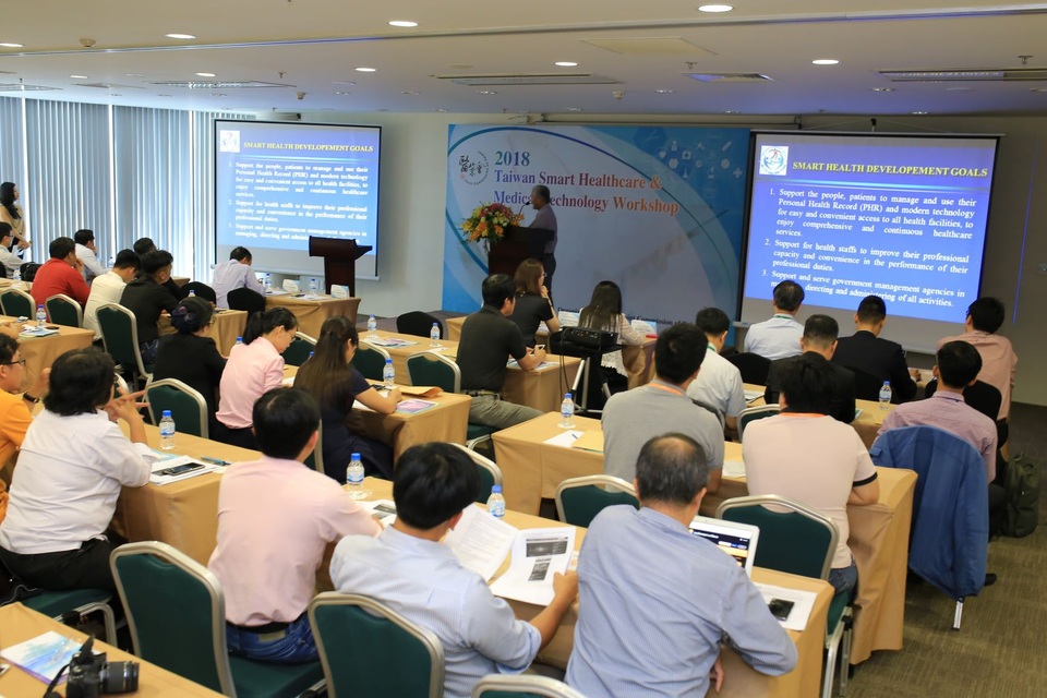 Đài Loan mong muốn hợp tác về Y tế Thông minh với các bệnh viện Việt Nam - 3 Buổi hội thảo có sự tham gia của đại diện của gần 100 bệnh viện tại Thành phố Hồ Chí Minh.