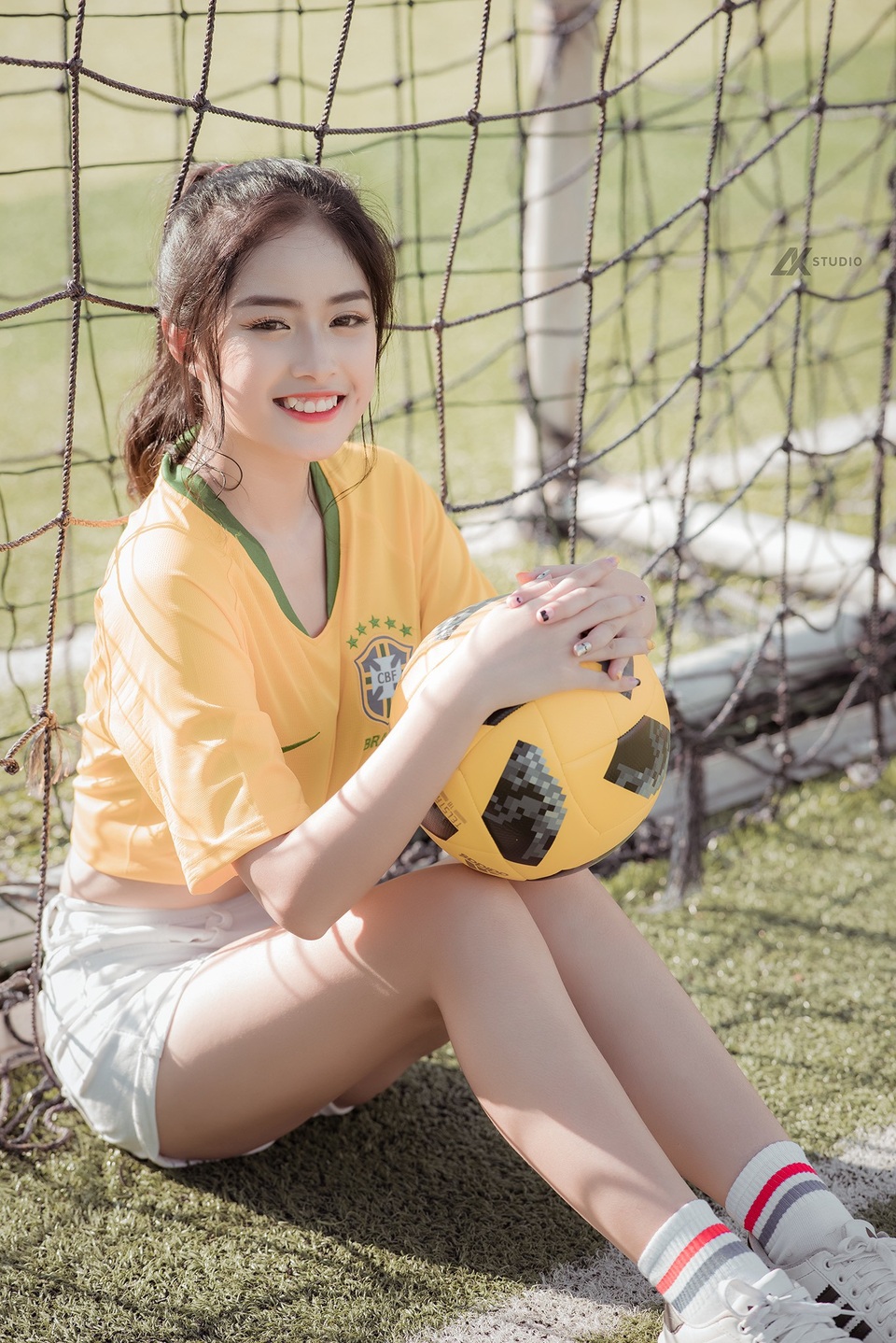 Ai bảo con gái sở hữu răng khểnh không đáng yêu nào... - 10