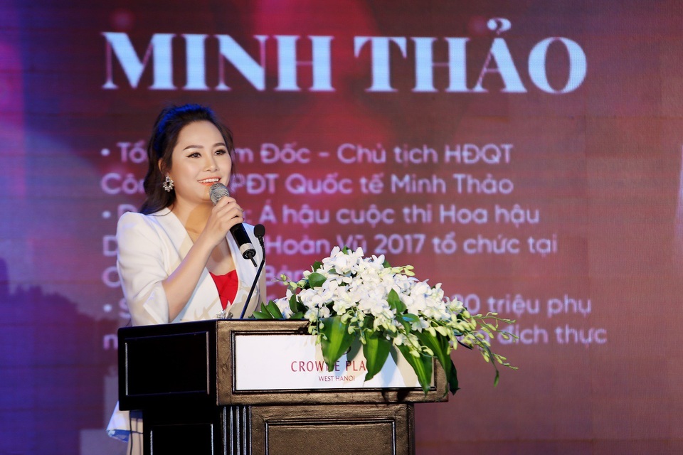 Diễn viên Bảo Thanh và Á hậu Minh Thảo tự tin, tỏa sáng thu hút mọi ánh nhìn - 4
Á hậu, Tổng giám đốc, CTHĐQT Minh Thảo chia sẻ tại sự kiện.