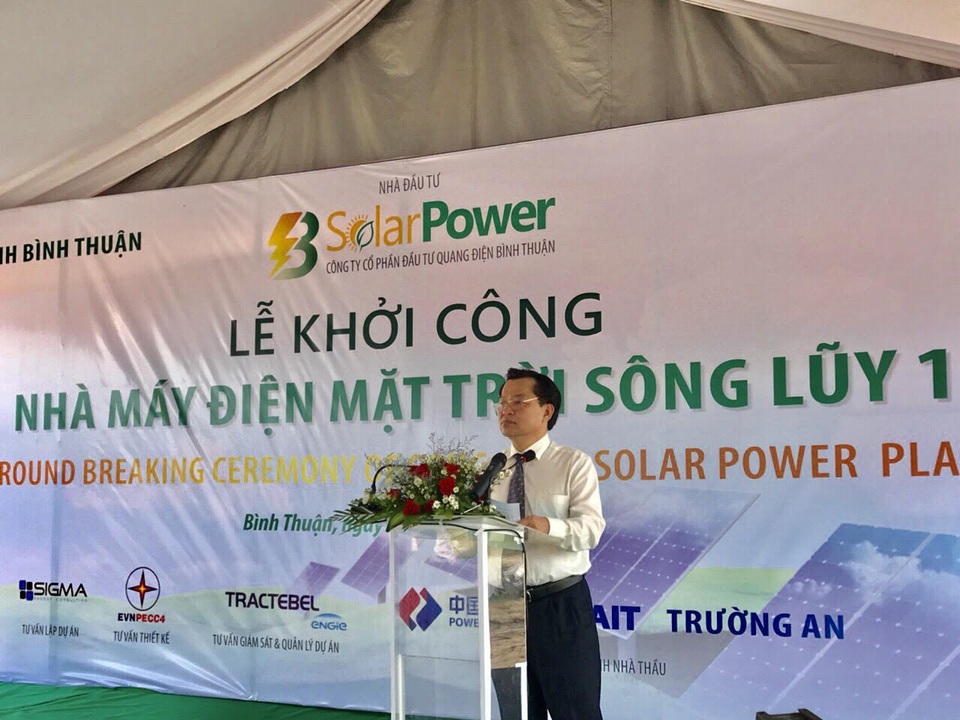 Khởi công dự án điện mặt trời Sông Luỹ gần 1000 tỉ đồng - 2 Khởi công dự án điện mặt trời Sông Luỹ gần 1000 tỉ đồng - 2