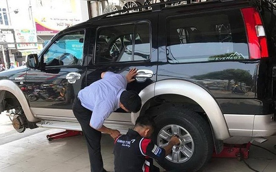 Thị trường miniSUV "nóng ran", chợ xe cỏ "hút khách Việt" - 5 Cảnh báo hiểm họa từ vỏ và thiết bị xe Trung Quốc