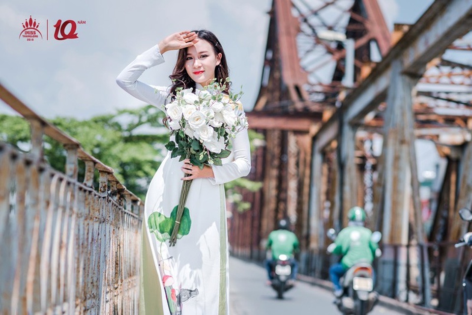 
Nguyễn Hà Uyên (ĐH Thương mại)
