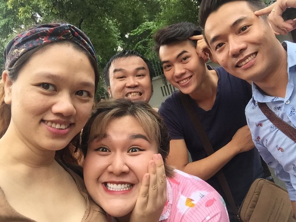 NSND Lan Hương tái xuất với phim về “chị dâu - em chồng” - 2 Đạo diễn Lam Hạ và các diễn viên tham gia phim.