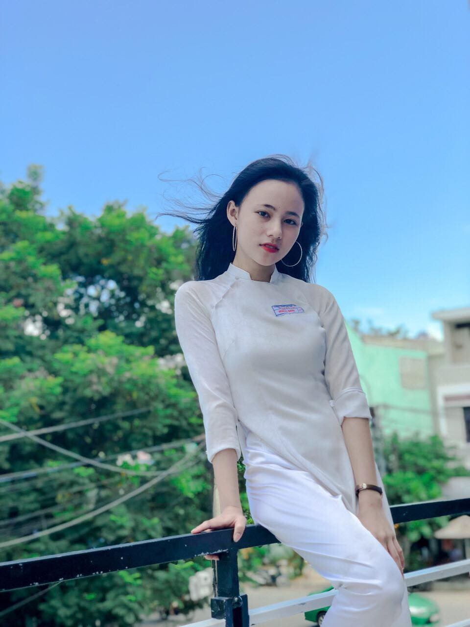 Cười ngất với hậu trường “sống ảo” siêu lầy lội của học sinh Đà Nẵng - 5 Cười ngất với hậu trường “sống ảo” siêu lầy lội của học sinh Đà Nẵng - 5