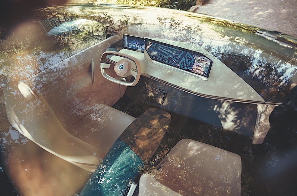 BMW giới thiệu mẫu crossover chạy điện tự lái Vision iNext - 3