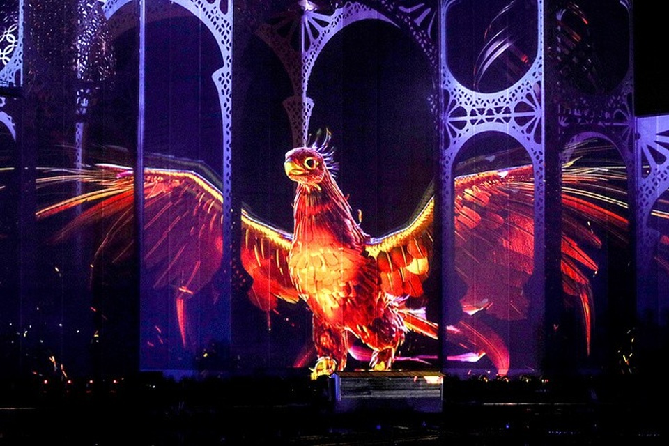 Mãn nhãn lễ hội ánh sáng lớn nhất thế giới tại Nga - 9 Các công nghệ chiếu sáng hiện đại đã được sử dụng để tạo thành những “bữa tiệc ánh sáng” rực rỡ sắc màu.