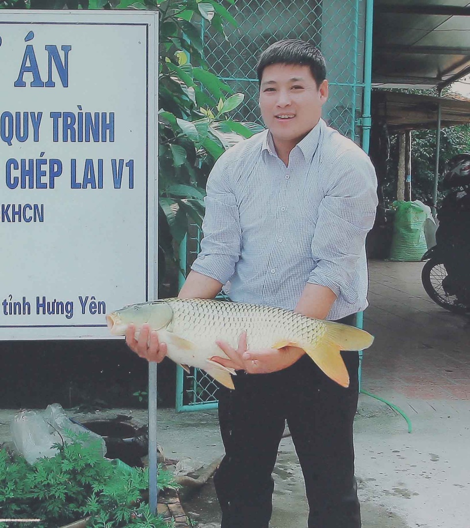 'Bể cá thần' 10 tỷ của anh nông dân Hưng Yên - 9 'Bể cá thần' 10 tỷ của anh nông dân Hưng Yên - 9