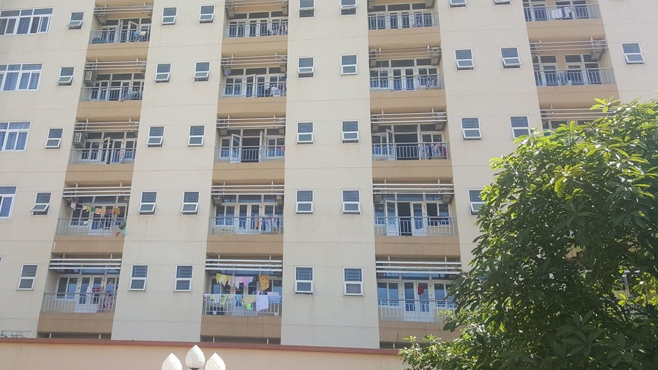 Liên tiếp 2 bệnh nhân rơi từ tầng 6 Bệnh viện Bãi Cháy - 1 Tòa nhà xảy ra vụ việc