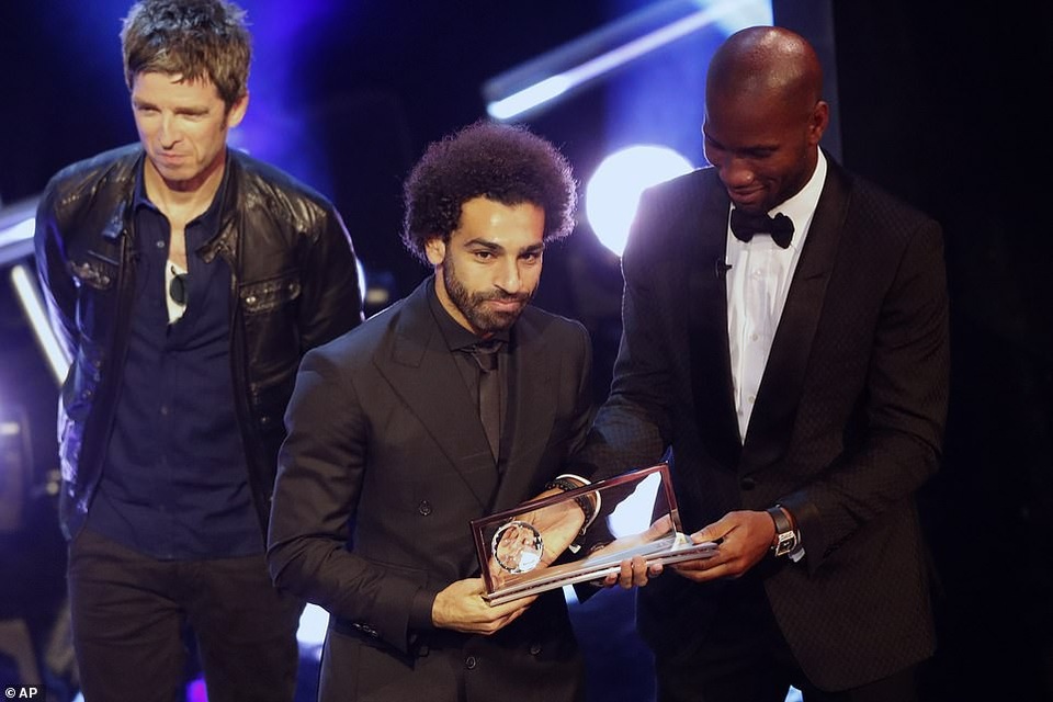 Vượt qua C.Ronaldo, Luka Modric giành giải Cầu thủ xuất sắc nhất FIFA - 7
Mohamed Salah nhận giải Puskas