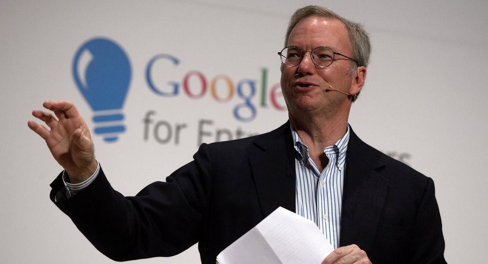 Cựu CEO Google: "Cuộc chiến Trung - Mỹ sẽ tách Internet làm hai nửa" - 1 Eric Schmidt, cựu CEO Google, tin vào viễn cảnh Internet bị chia làm hai nửa riêng biệt.