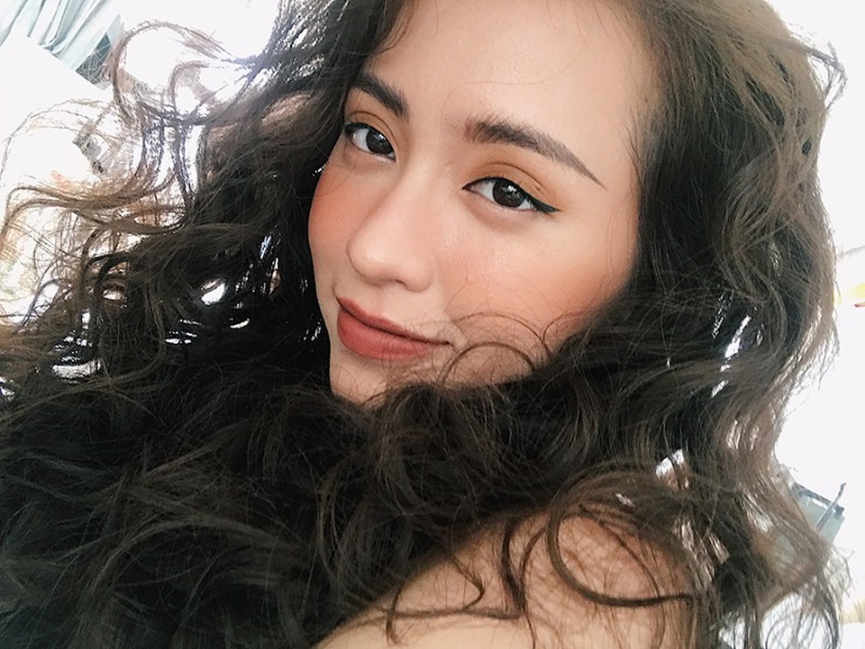 Cô gái xinh đẹp "gieo thương nhớ" suốt mấy năm liền mà không biết - 10 Cô gái xinh đẹp "gieo thương nhớ" suốt mấy năm liền mà không biết - 10