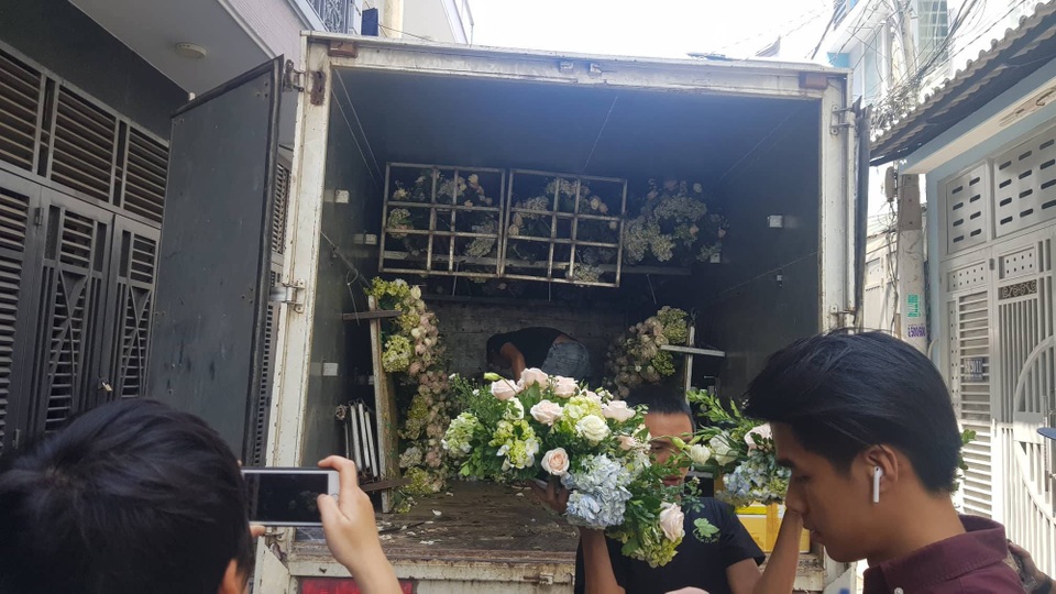 Nhà cô dâu Nhã Phương rộn ràng chuẩn bị cho lễ vu quy - 3 Nhà cô dâu Nhã Phương rộn ràng chuẩn bị cho lễ vu quy - 3