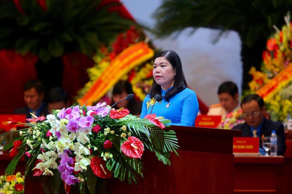 Tổ chức Công đoàn Việt Nam mãi xứng đáng là nền tảng chính trị, nền tảng xã hội của Đảng và Nhà nước ta - 5 Tổ chức Công đoàn Việt Nam mãi xứng đáng là nền tảng chính trị, nền tảng xã hội của Đảng và Nhà nước ta - 5