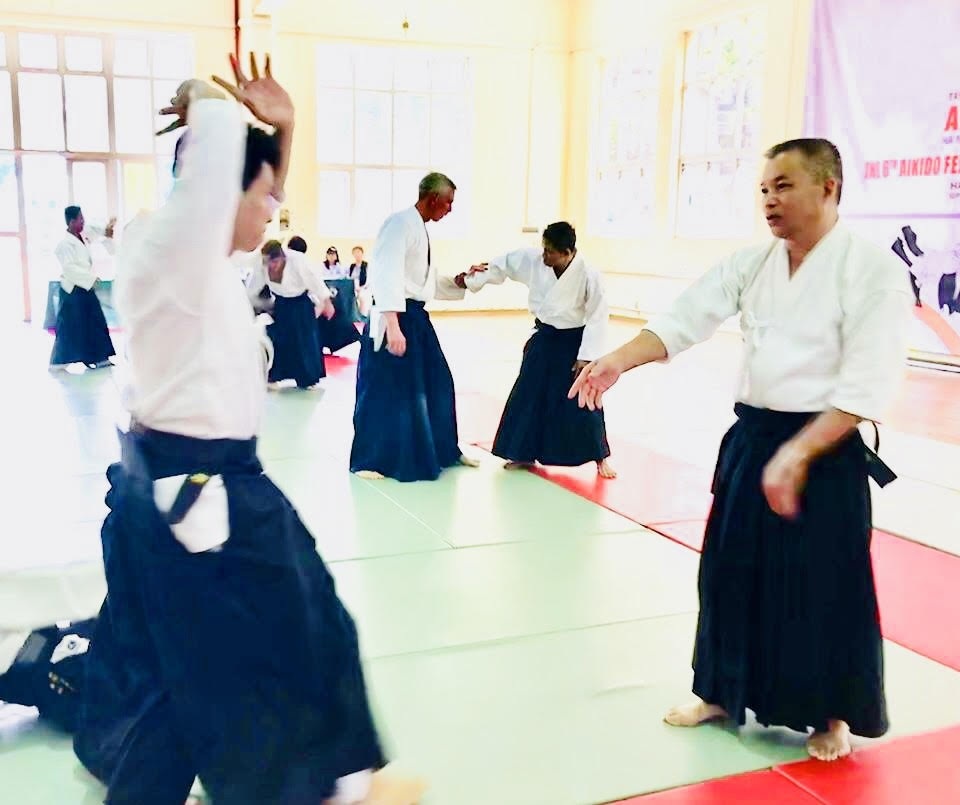 Tập huấn Aikido hữu nghị Châu Á lần thứ 6: Nhiều võ sư Aikido đẳng cấp thế giới tham gia - 7 Tập huấn Aikido hữu nghị Châu Á lần thứ 6: Nhiều võ sư Aikido đẳng cấp thế giới tham gia - 7