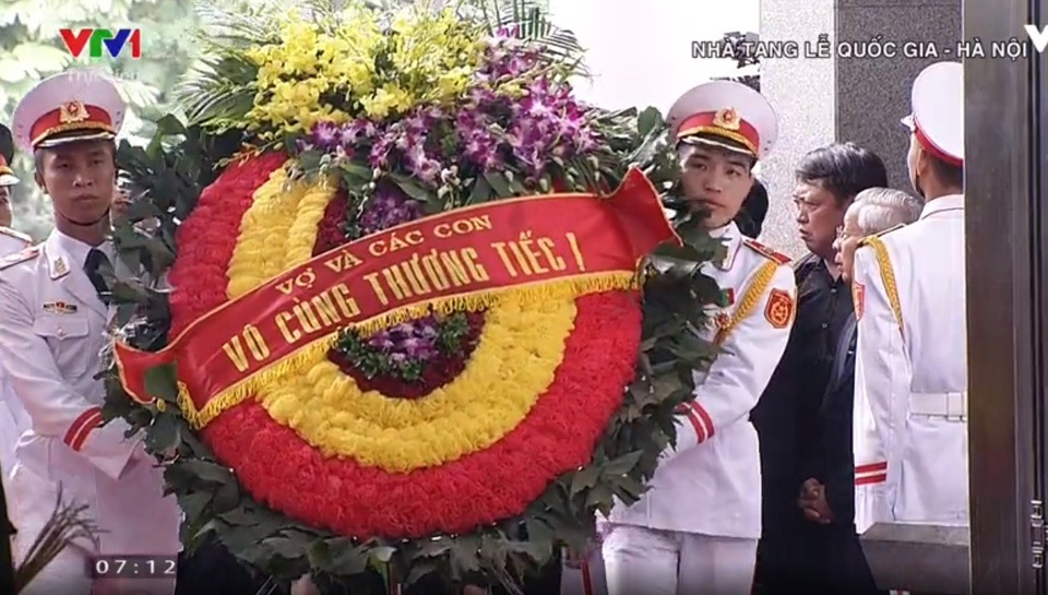 Toàn cảnh Lễ viếng Chủ tịch nước Trần Đại Quang - 3 Toàn cảnh Lễ viếng Chủ tịch nước Trần Đại Quang - 3