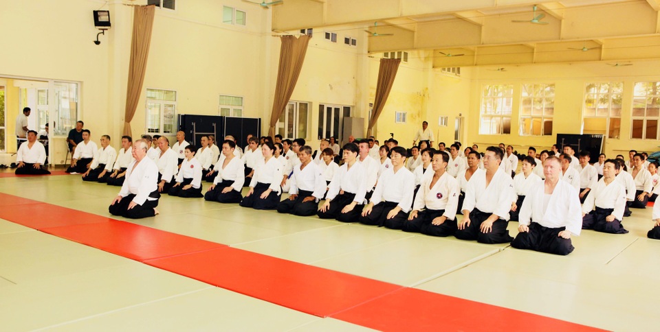Tập huấn Aikido hữu nghị Châu Á lần thứ 6: Nhiều võ sư Aikido đẳng cấp thế giới tham gia - 3 Tập huấn Aikido hữu nghị Châu Á lần thứ 6: Nhiều võ sư Aikido đẳng cấp thế giới tham gia - 3