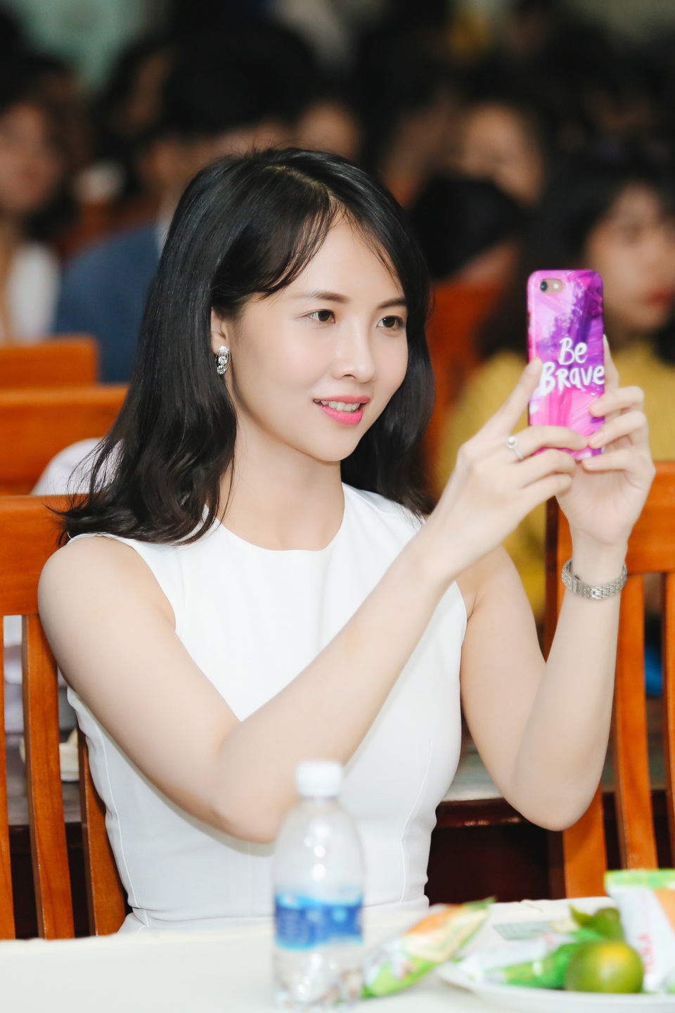 Thời gian qua, Lucy Như Thảo được chú ý khi đảm nhiệm vai cô vợ bé trong phim truyền hình Phận làm dâu. Cô cho biết, khác với tâm trạng lo sợ không dám bước ra khỏi nhà vì bị công kích trên mạng xã hội, nay Lucy Như Thảo thoải mái hơn hẳn. Trước đó, khi nhập vai vợ hai cướp chồng, Lucy Như Thảo nhận đủ gạch đá. Thậm chí cô còn bị dọa đánh nếu bước ra khỏi nhà.