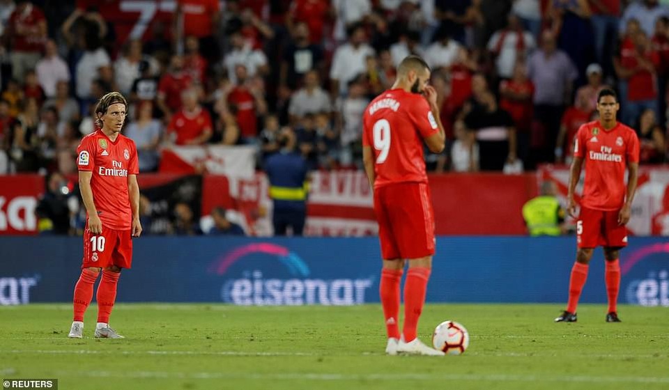 Sevilla 3-0 Real Madrid: Cú sốc tại Sanchez Pizjuan - 4
Real Madrid đã chơi một trận đấu dưới sức