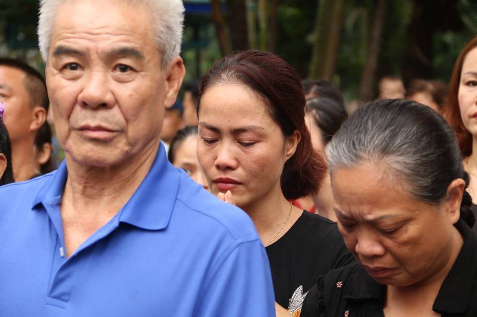 Người dân Hà Nội tiễn biệt Chủ tịch nước Trần Đại Quang - 7 Người dân Hà Nội tiễn biệt Chủ tịch nước Trần Đại Quang - 7