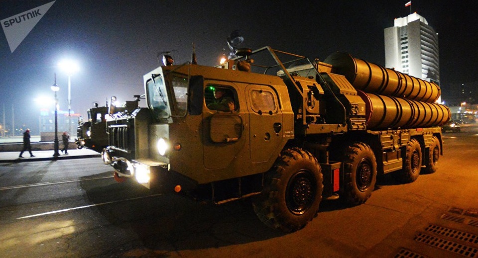 Nga sắp hoàn thiện “rồng lửa” S-500 - 1 Hệ thống phòng không S-400 (Ảnh minh họa: Sputnik)
