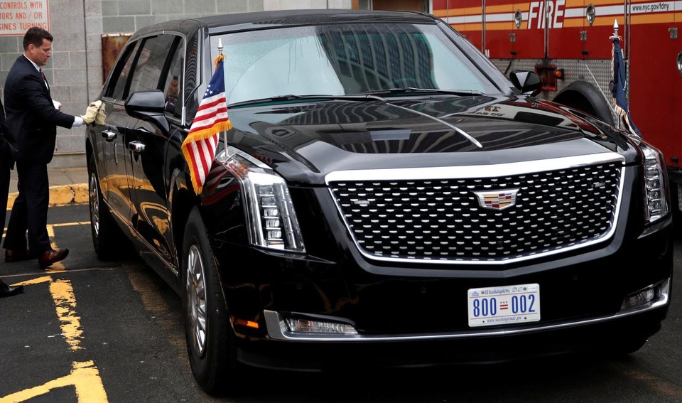 “Lá chắn thép” bảo vệ Tổng thống Trump tại kỳ họp Liên Hợp Quốc - 4 Siêu xe quái thú của ông Trump trên đường phố New York (Ảnh: Reuters)