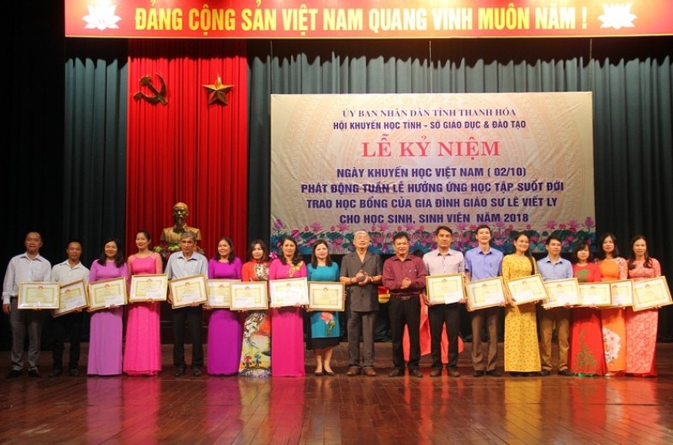 Trong nhiều năm qua, các cấp Hội khuyến học Thanh Hóa đã đạt được nhiều thành tích đáng ghi nhận, đưa Thanh Hóa nằm trong tốp đầu của cả nước về phong trào khuyến học khuyến tài.