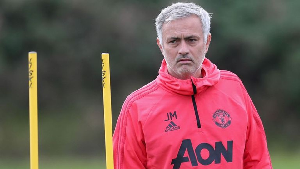 Mối quan hệ của Pogba và Mourinho: Từ ngọt ngào tới… cay đắng - 3
HLV Mourinho dần dần mất kiểm soát và không thể cầm cương Pogba