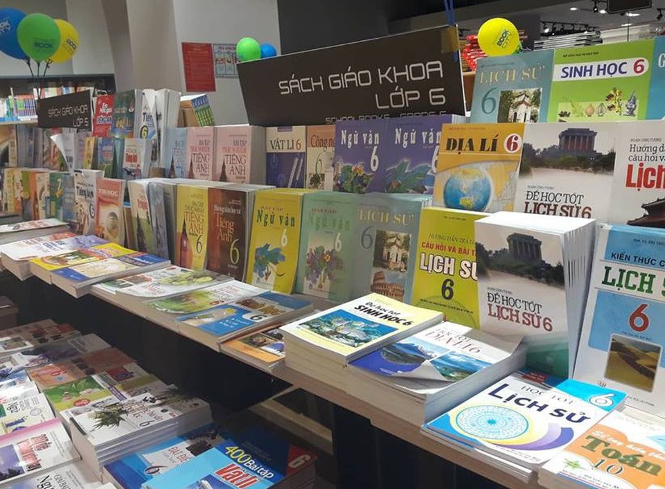 Giáo viên không được gây khó dễ để ép học sinh mua nhiều ấn phẩm tham khảo