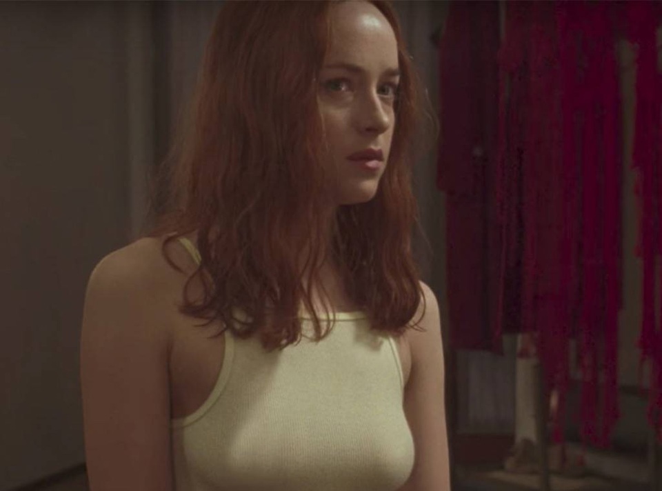 Dakota Johnson trong “Suspiria” (2018)