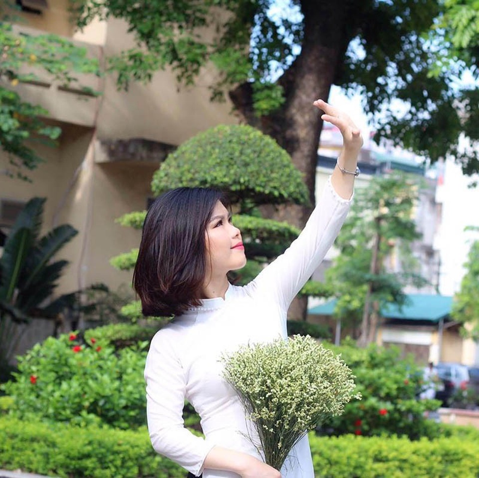 Vì thành phố này có anh nên em sẽ ở lại - 1 Ai rồi cũng xứng đáng được trân thương sau những đớn đau của ngày cũ...