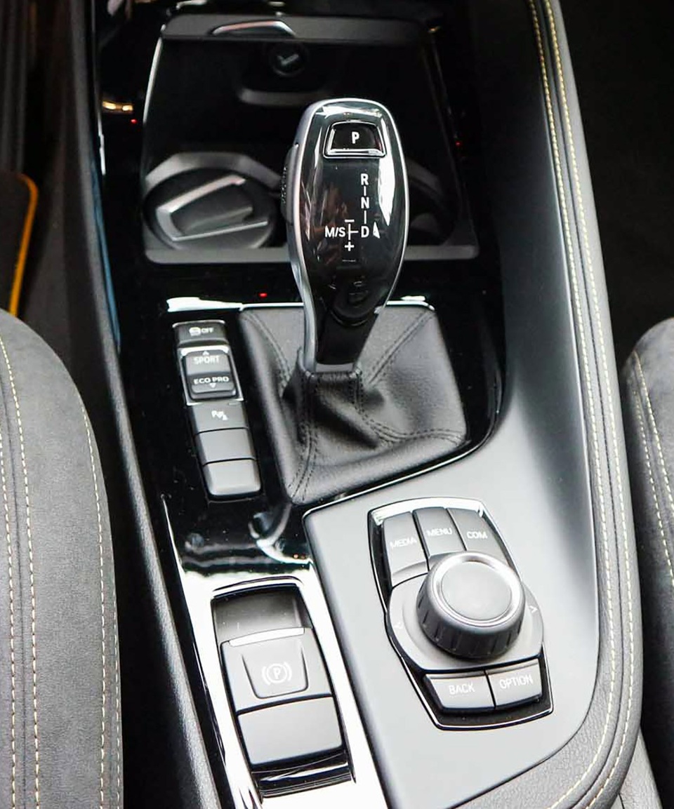 BMW X2 có mặt tại Việt Nam với giá trên 2 tỷ đồng - 4 BMW X2 có mặt tại Việt Nam với giá trên 2 tỷ đồng - 4