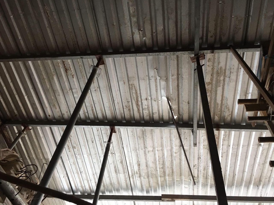 Dân nơm nớp sống bất an dưới những công trình xây dựng - 5 Dân nơm nớp sống bất an dưới những công trình xây dựng - 5