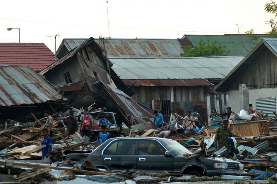 Thảm họa sóng thần Indonesia: Số người chết có thể lên tới hàng nghìn người - 2
(Ảnh: EPA)