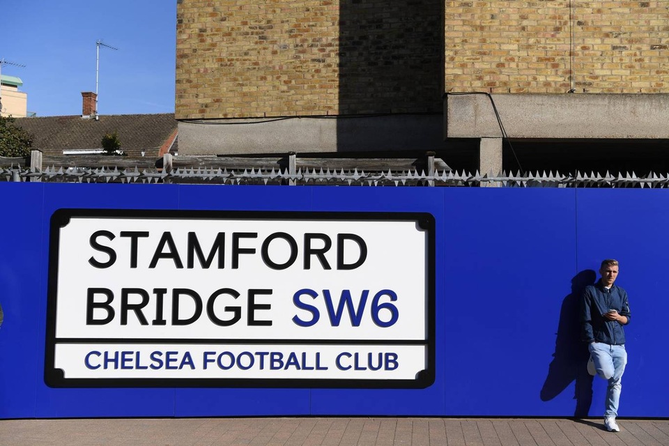 
Stamford Bridge trước giờ bóng lăn, trước trận đấu giữa Chelsea và Liverpool ở Premier League chỉ còn ba đội chưa từng thua từ đầu mùa trong đó chỉ có Liverpool vẫn toàn thắng
