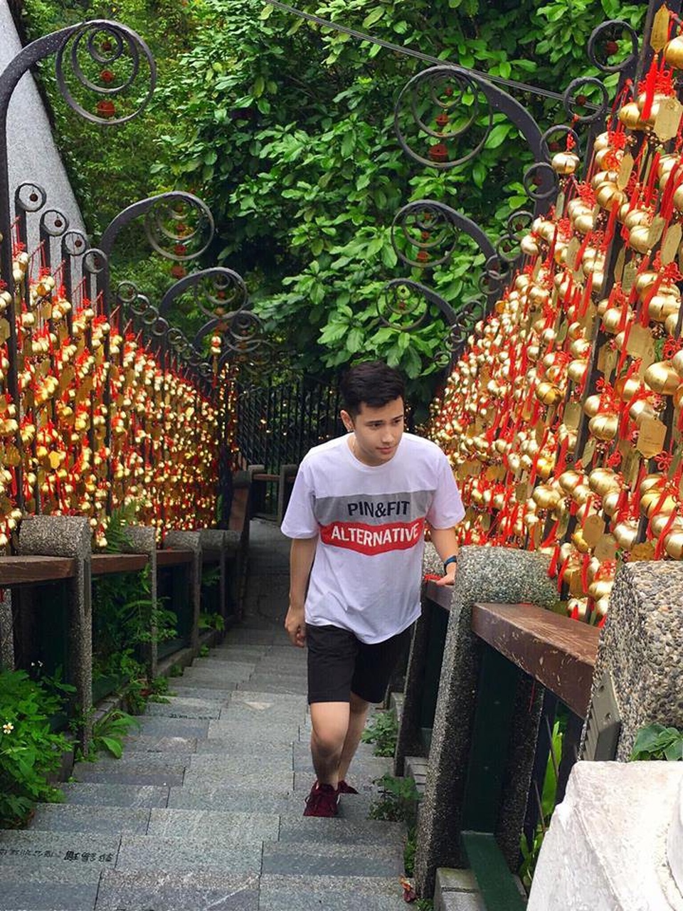 Minh Dũng sở hữu chiều cao khá ấn tượng 1m75