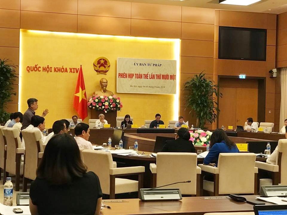 Doanh nghiệp móc ngoặc với cán bộ tạo bình phong để phạm pháp - 1 UB Tư pháp dành 1,5 ngày để thảo luận về các báo cáo công tác của các cơ quan tư pháp Trung ương