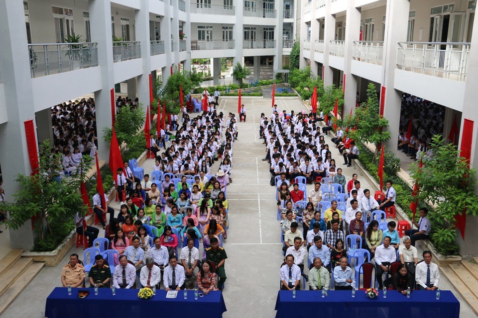 Học trò cả nước náo nức trong lễ khai giảng - 79 Học trò cả nước náo nức trong lễ khai giảng - 79