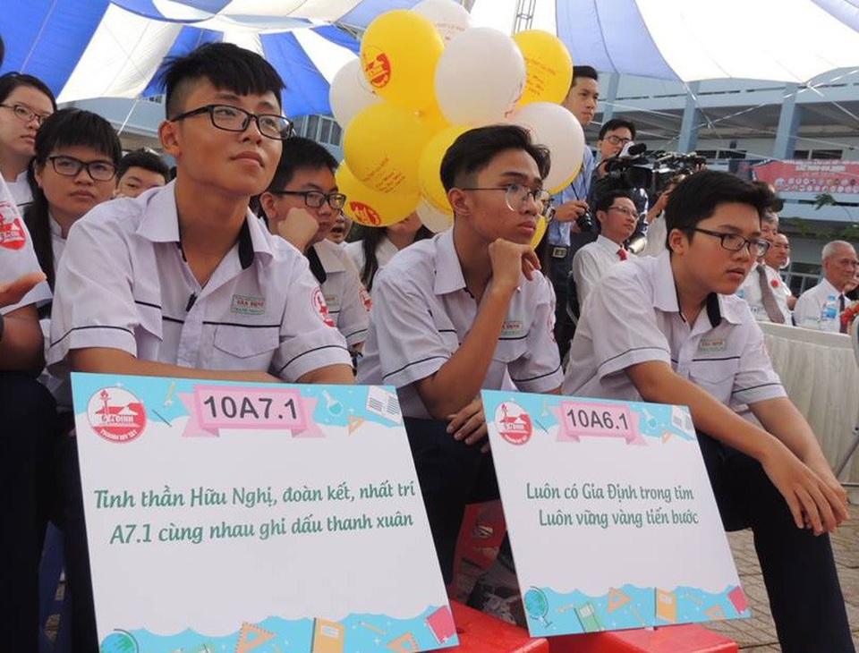 Nóng hổi "châm ngôn" của học trò Gia Định trong lễ khai giảng - 9 Nóng hổi "châm ngôn" của học trò Gia Định trong lễ khai giảng - 9