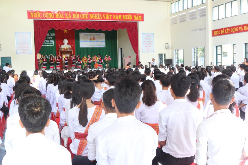 Trưởng Ban Tuyên giáo Trung ương Võ Văn Thưởng dự khai giảng ở trường THPT Dân tộc Nội trú Ninh Thuận - 2 Trưởng Ban Tuyên giáo Trung ương Võ Văn Thưởng dự khai giảng ở trường THPT Dân tộc Nội trú Ninh Thuận - 2