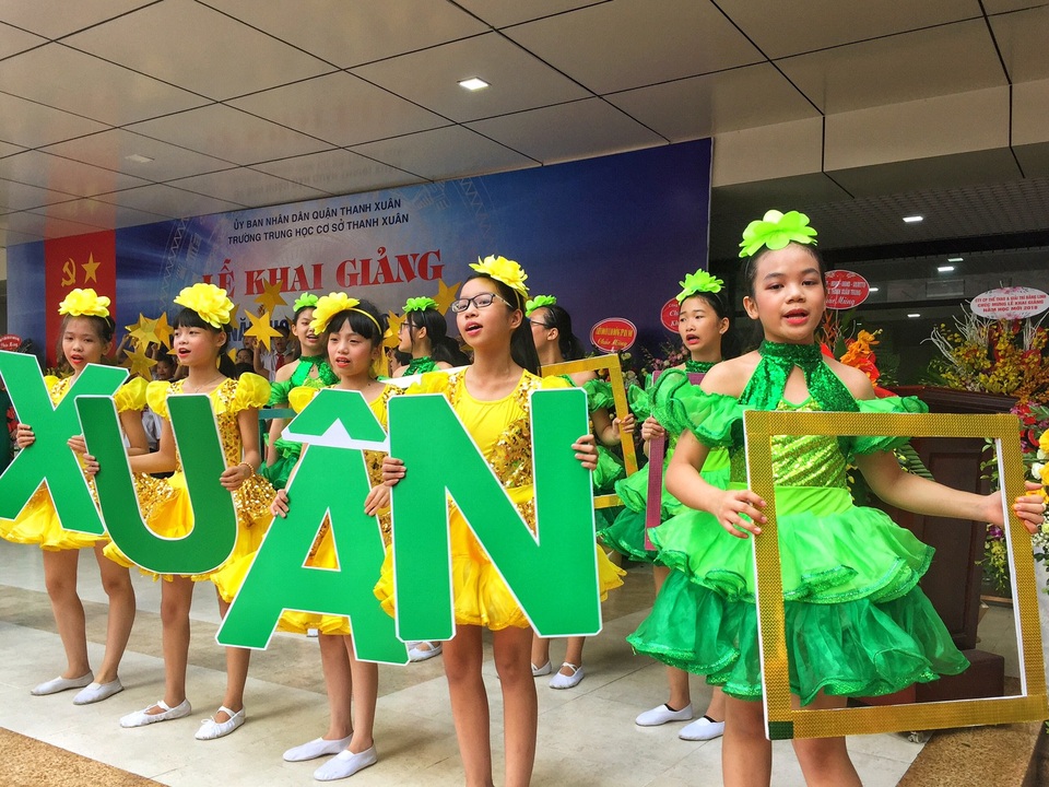 Lễ khai giảng đầy kỳ vọng từ một mái trường THCS - 10 Lễ khai giảng đầy kỳ vọng từ một mái trường THCS - 10