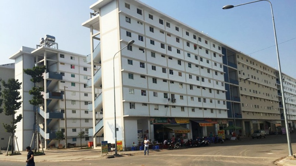 TPHCM sẽ có nhà 200 triệu đồng để giải tỏa "cơn khát" nhà giá rẻ? - 2 TPHCM đang học tập nhiều địa phương lân cận về việc phát triển, xây dựng nhà ở giá rẻ.