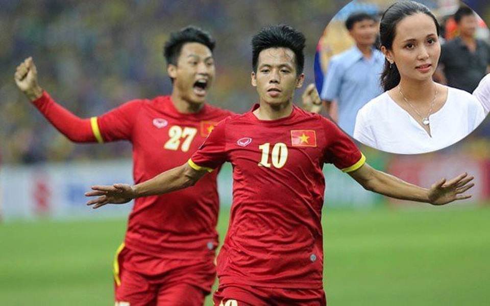 Người vợ giỏi giang, xinh đẹp của Văn Quyết Olympic Việt Nam - 1 Văn Quyết là một trong những cầu thủ đáng chú ý của bóng đá Việt Nam hiện nay. Đám cưới cổ tích của anh và cô vợ Huyền Mi (SN 1990) từng gây xôn xao dư luận một thời.