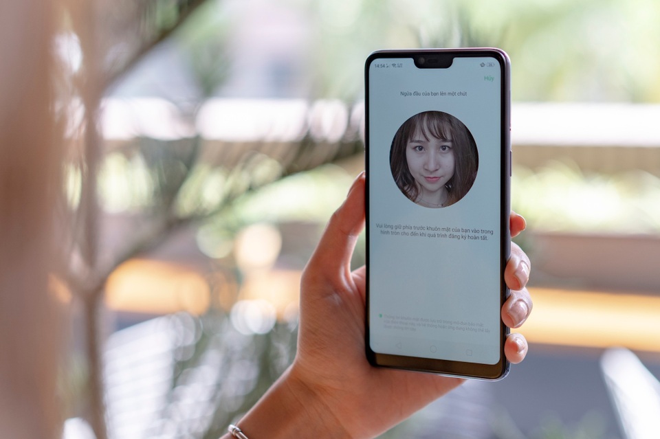 AI giúp mở khoá bằng khuôn mặt nhanh chóng, chính xác