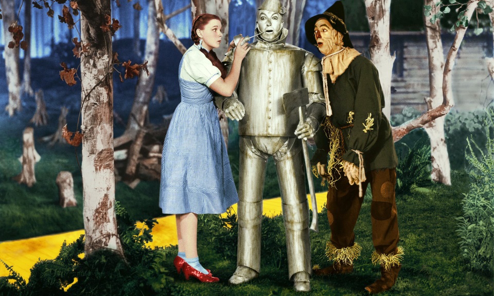 Tìm lại được đôi giày “triệu đô” sau 13 năm bị đánh cắp - 2 Cảnh trong phim “The Wizard of Oz”