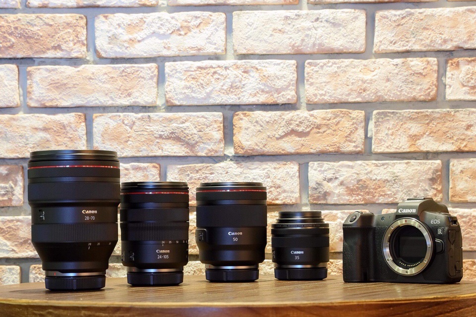 Canon tung máy ảnh không gương lật Full-Frame đầu tiên - 6 Canon tung máy ảnh không gương lật Full-Frame đầu tiên - 6