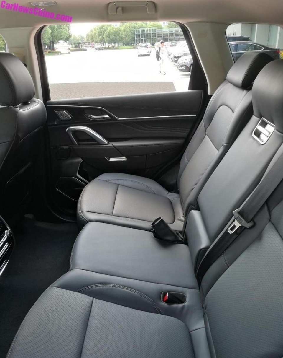 Hãng ô tô Trung Quốc Zotye miệt mài ra xe giống các thương hiệu nổi tiếng - 5 Hãng ô tô Trung Quốc Zotye miệt mài ra xe giống các thương hiệu nổi tiếng - 5