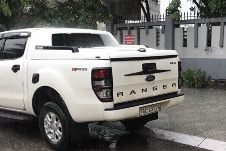 Chiếc xe ô tô bán tải đối tượng Trần Nam Anh thuê của doanh nghiệp rồi đem cầm cố