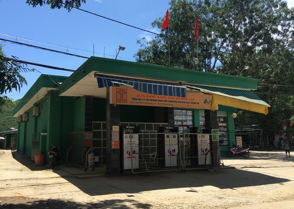 Xăng dầu cũng đang khan hiếm